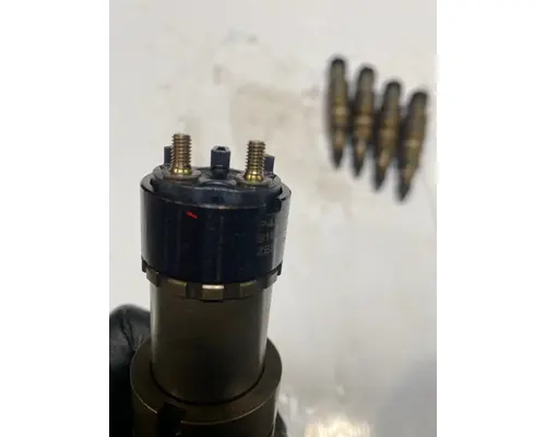 CUMMINS ISX15 Fuel Injector