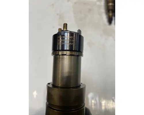 CUMMINS ISX15 Fuel Injector