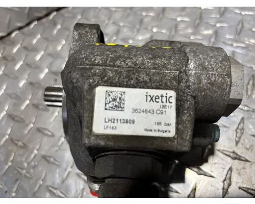 CUMMINS ISX15 Power Steering Pump