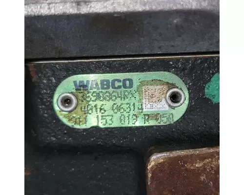 CUMMINS ISX Air Compressor