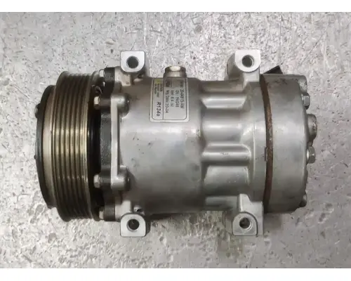 CUMMINS ISX Air Conditioner Compressor