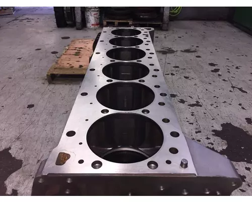 CUMMINS ISX Cylinder Block