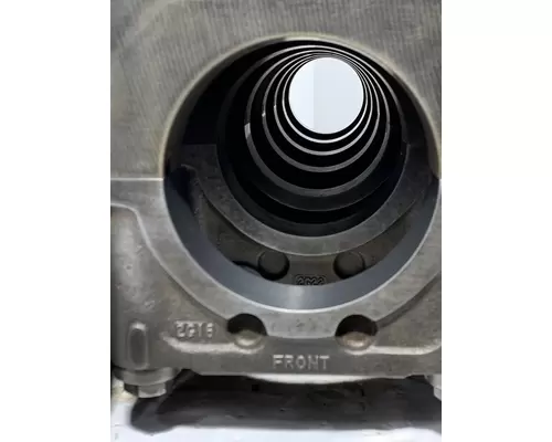 CUMMINS ISX Cylinder Block
