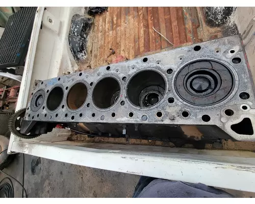 CUMMINS ISX Cylinder Block