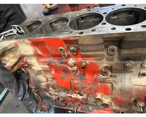 CUMMINS ISX Cylinder Block