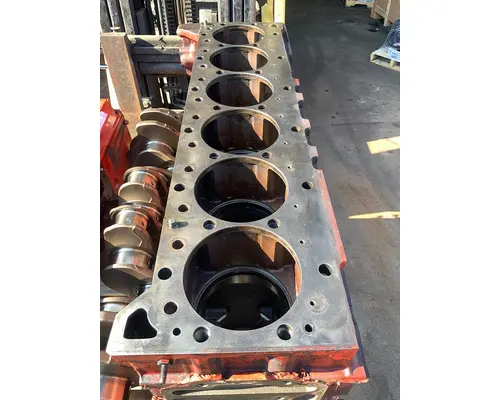 CUMMINS ISX Cylinder Block