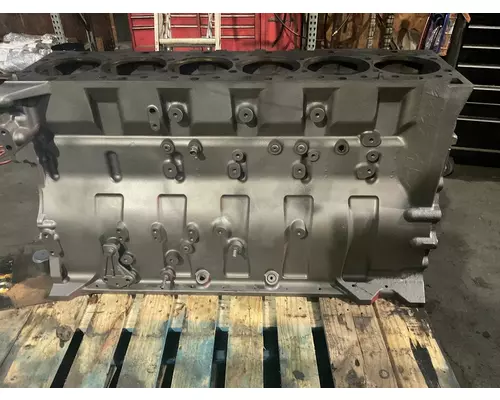 CUMMINS ISX Cylinder Block