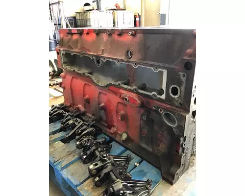 CUMMINS ISX Cylinder Block