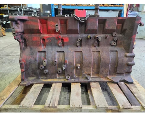 CUMMINS ISX Cylinder Block