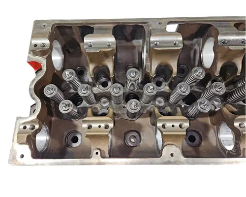 CUMMINS ISX Cylinder Head