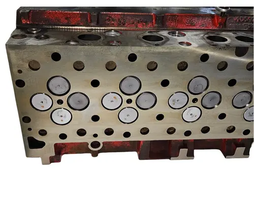 CUMMINS ISX Cylinder Head