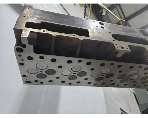 CUMMINS ISX Cylinder Head