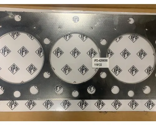 CUMMINS ISX Cylinder Head