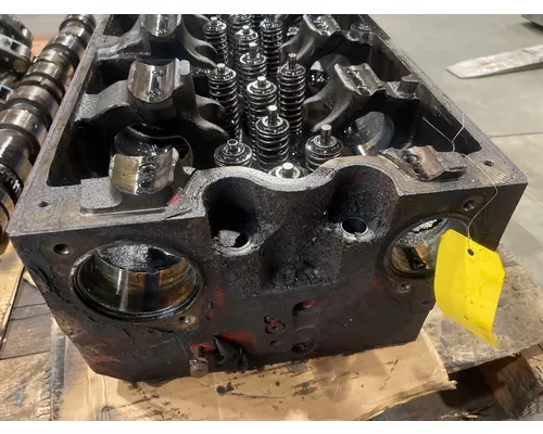 CUMMINS ISX Cylinder Head