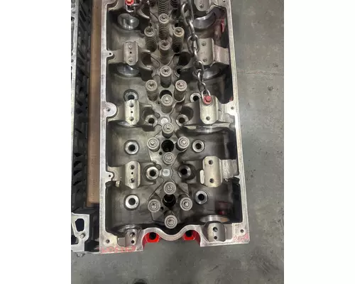 CUMMINS ISX Cylinder Head