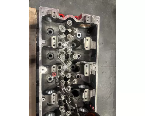 CUMMINS ISX Cylinder Head