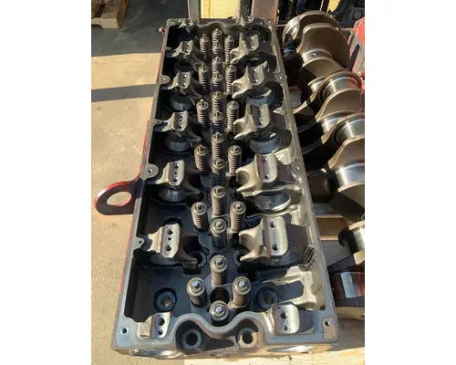 CUMMINS ISX Cylinder Head