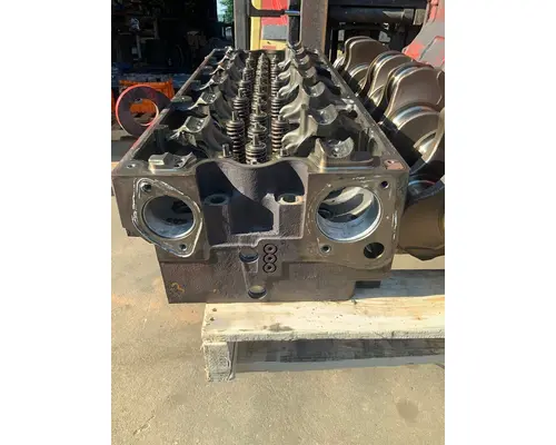 CUMMINS ISX Cylinder Head