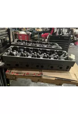 CUMMINS ISX Cylinder Head