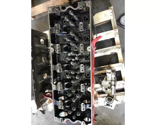 CUMMINS ISX Cylinder Head