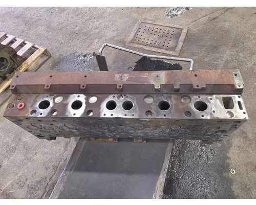 CUMMINS ISX Cylinder Head
