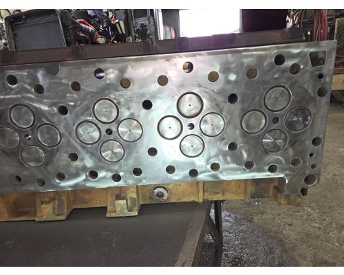 CUMMINS ISX Cylinder Head