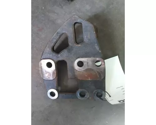 CUMMINS ISX ENGINE MOUNTS, ENGINE (REAR)