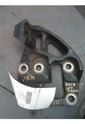 CUMMINS ISX ENGINE MOUNTS, ENGINE (REAR)