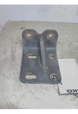 CUMMINS ISX ENGINE MOUNTS, ENGINE (REAR)