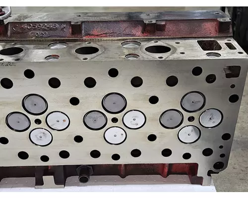 CUMMINS ISX Engine Cylinder Head