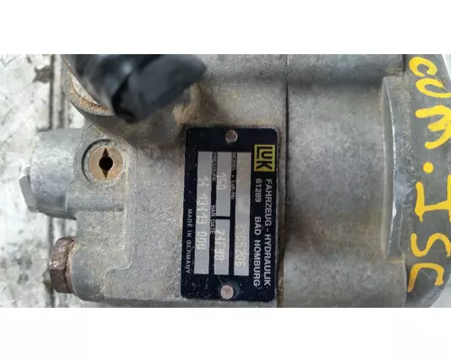 CUMMINS ISX Power Steering Pump