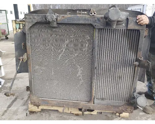 CUMMINS ISX Radiator