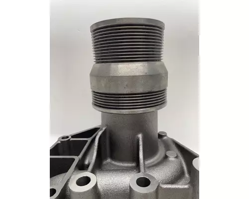 CUMMINS ISX Water Pump