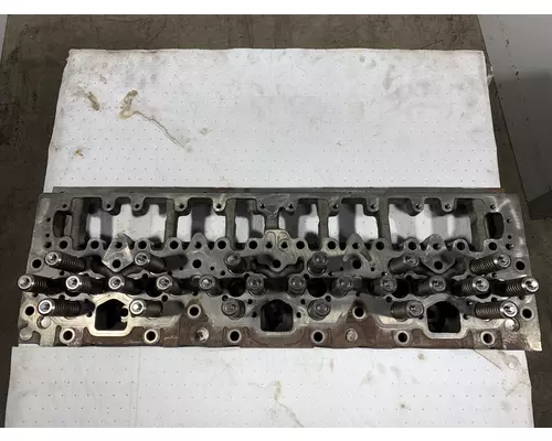 CUMMINS L10 Celect Cylinder Head