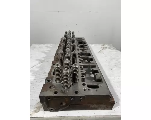 CUMMINS L10 Celect Engine Cylinder Head