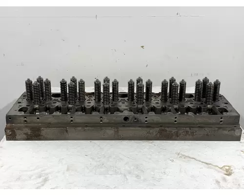 CUMMINS L10 Celect Engine Cylinder Head