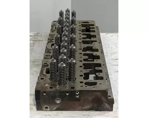 CUMMINS L10 Mechanical Cylinder Head