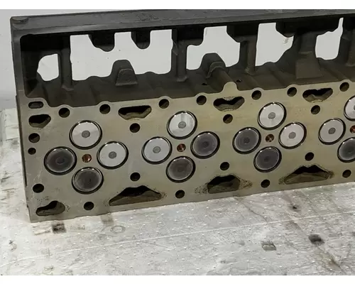 CUMMINS L10 Mechanical Cylinder Head