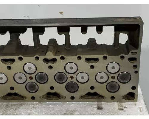 CUMMINS L10 Mechanical Cylinder Head