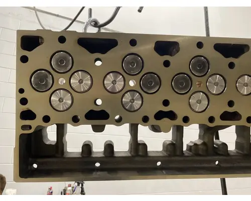 CUMMINS L10 Mechanical Cylinder Head