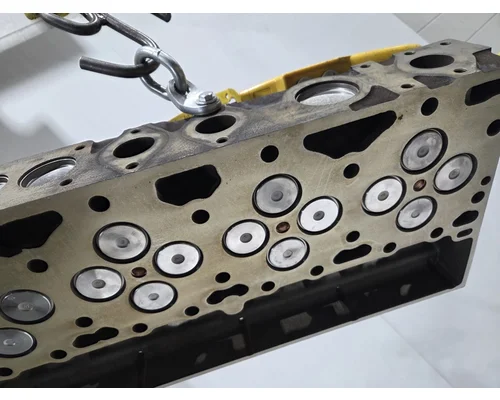 CUMMINS L10 Mechanical Cylinder Head