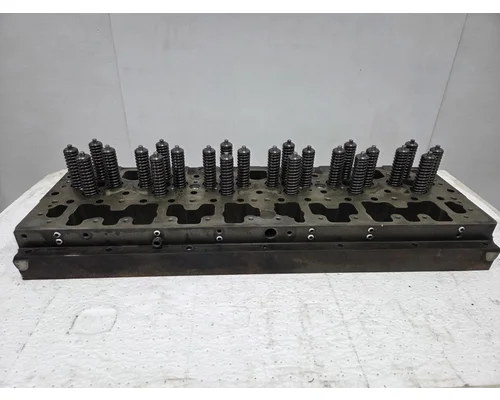 CUMMINS L10 Mechanical Cylinder Head