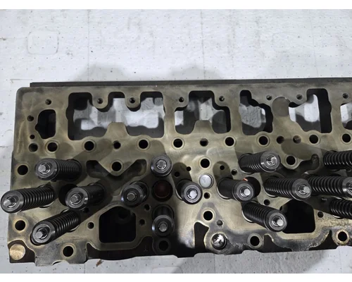 CUMMINS L10 Mechanical Cylinder Head