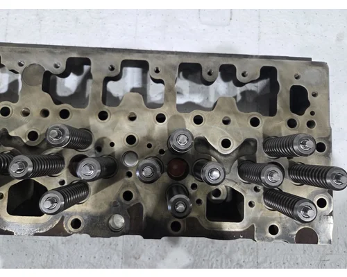 CUMMINS L10 Mechanical Cylinder Head