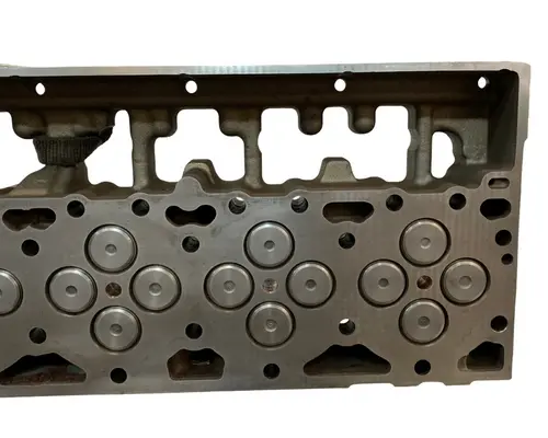 CUMMINS L10 Mechanical Cylinder Head