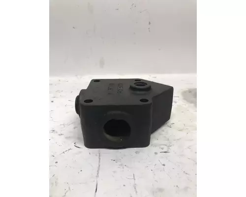 CUMMINS L10 Mechanical Thermostat Housing