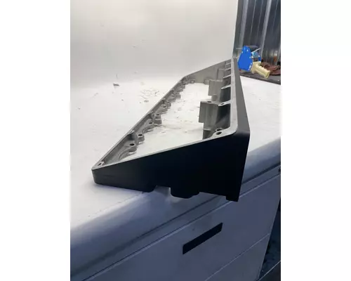CUMMINS L10 Mechanical Valve Cover