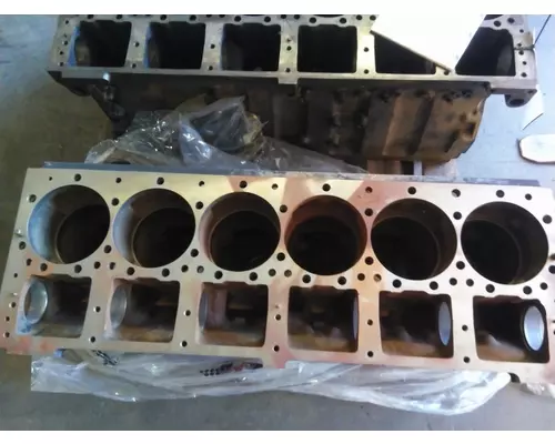 CUMMINS L10 CYLINDER BLOCK