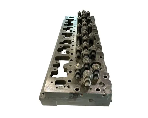 CUMMINS L10 Cylinder Head