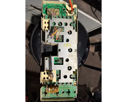 CUMMINS L10 Instrument Cluster